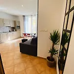 Corso Home- In * Мантон