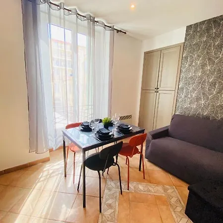 Apartament Corso Home- In *