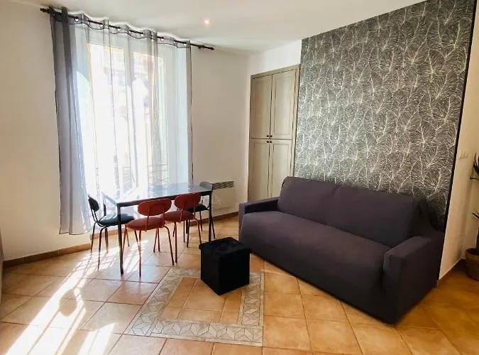 Corso Home- In 公寓